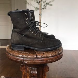 Frye Women’s 8.5 Veronica Combat Boot Black Suede